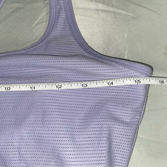 Nike Dri-Fit Workout Crop, Size Medium, Lavender/Purple - Picture 7 of 8